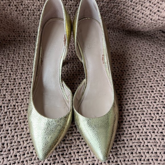 Vince Camuto D'Orsay Pump - Picture 2 of 5
